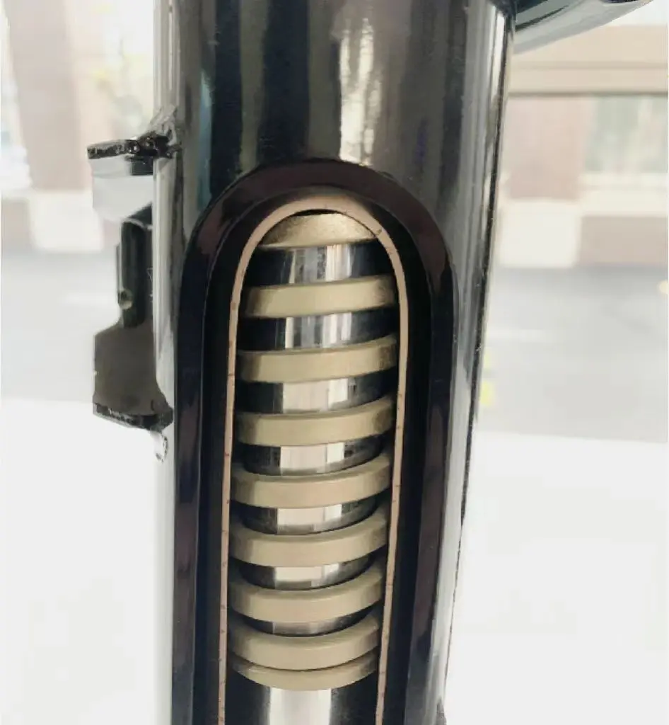 Shock Absorber inner construction with built-in buffer spring